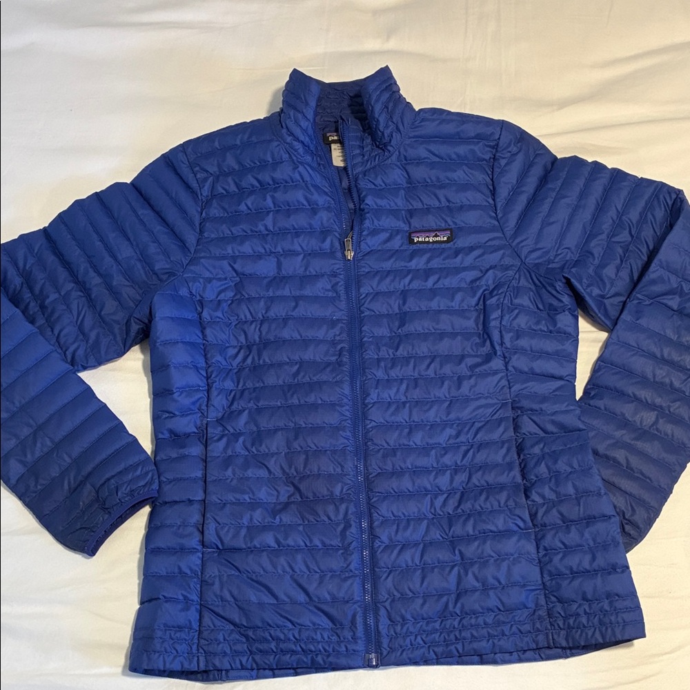 W’s Patagonia Down Shirt Royal Blue Puffer Jacket- Medium